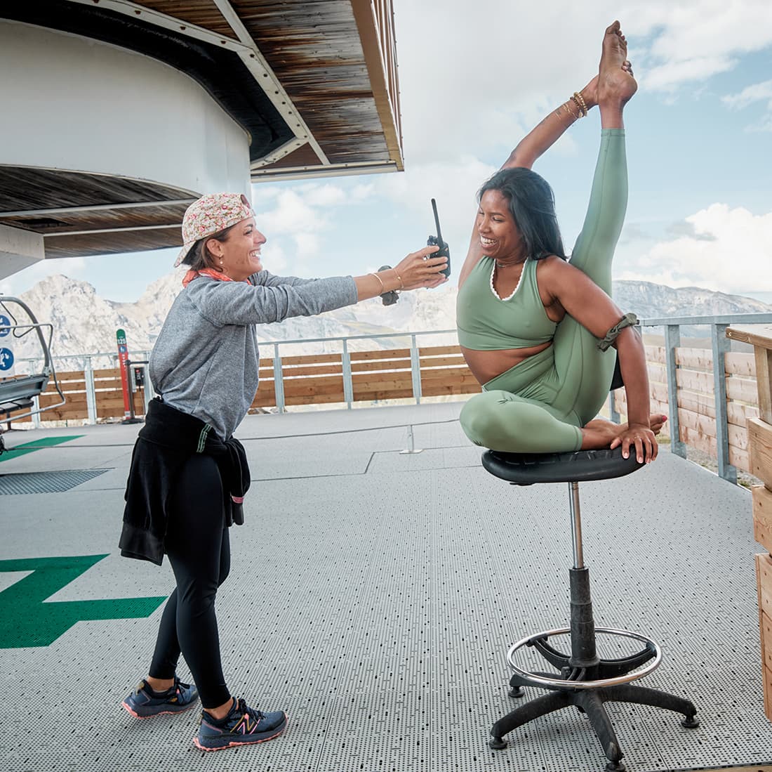 Cache coeur Dena @kettyyoga